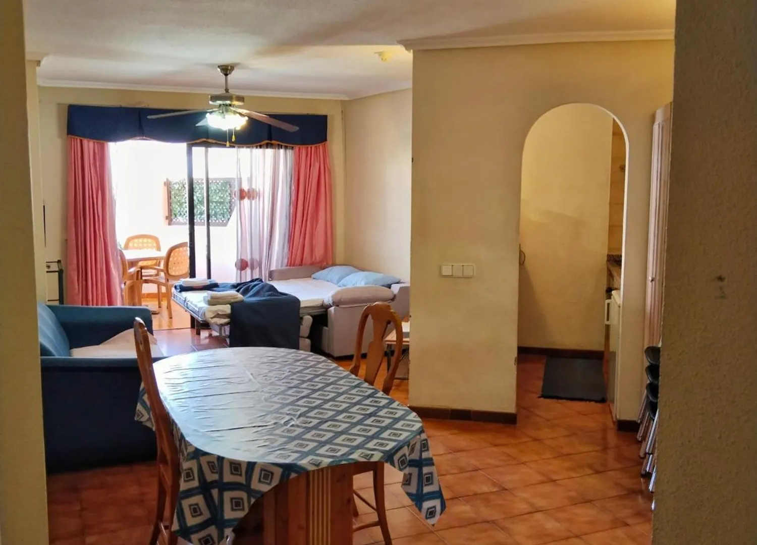 Maximar Apartment 8 Bed Places, Heated Swimmingpool Arona